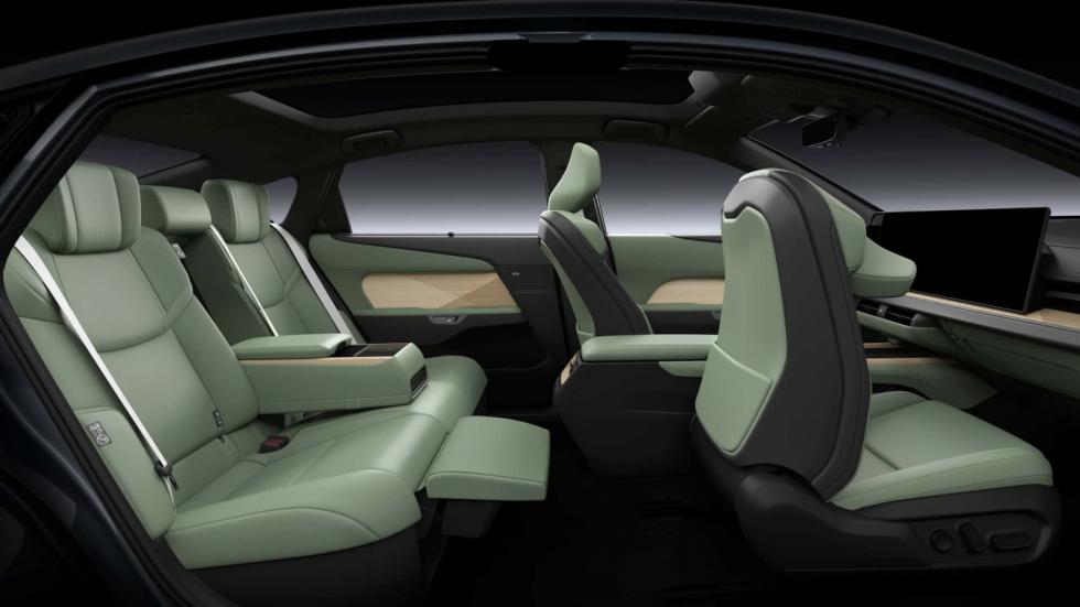 Νέο Lexus ES: Υβριδικό και ηλεκτρικό έως 343 άλογα